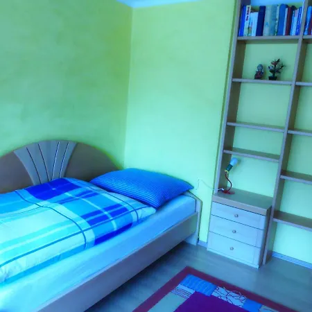 Haus Kroell Apartment